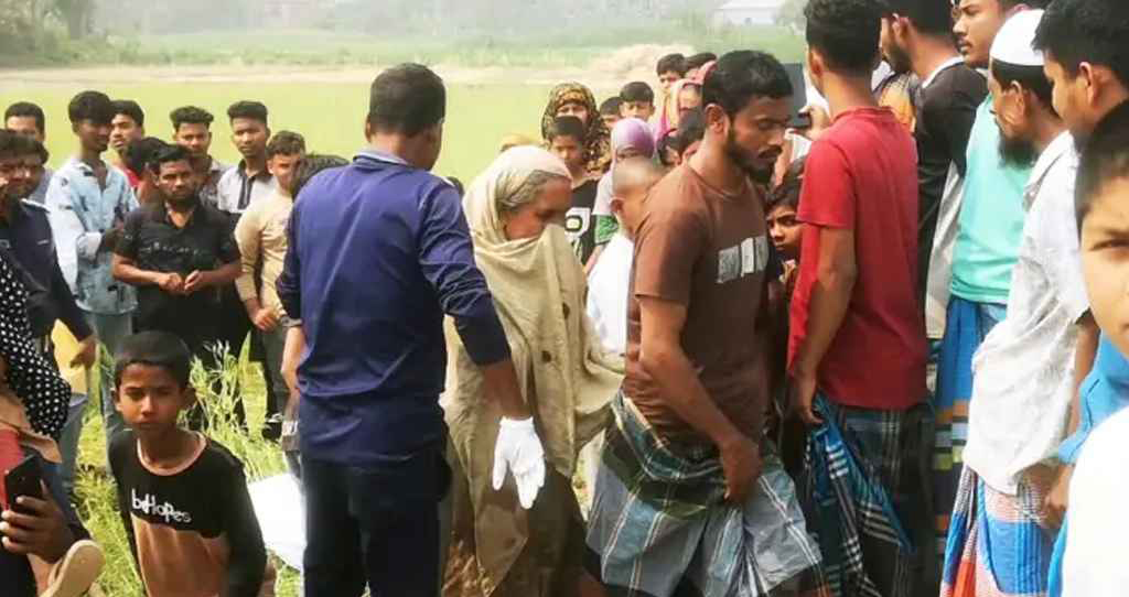 ধর্ষণের ঘটনা ধামাচাপা দিতে তরুণীকে তার সৎ বাবার কাছ থেকে ছিনিয়ে নিয়ে হত্যার অভিযোগ