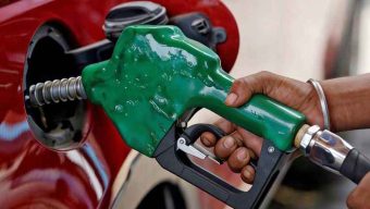 যানবাহনে তেল বিক্রির সর্বোচ্চ সীমা নির্ধারণ করে দিয়েছে